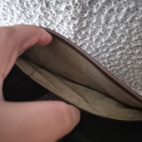 Vtg Brahmin Two-toned Black and Brown Leather Crossbody Bag Croc Embossed - Picture 5 of 13